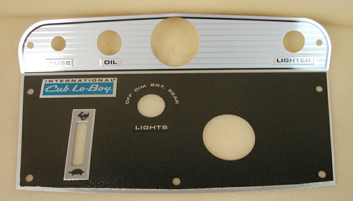 IH 154 185 Lo-Boy NOS Instrument Dash Panel Assembly PN/ IH 549998 R2  IH-549998-R2